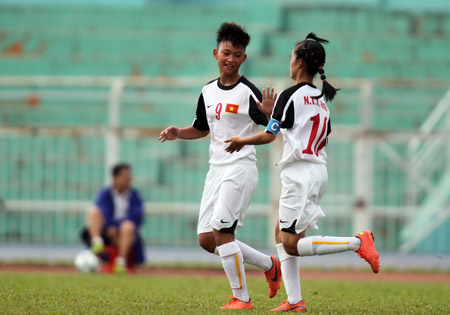 U14 Việt Nam sẽ gặp Thái Lan tại vòng bán kết.